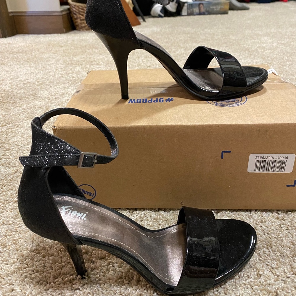 Fioni heels
